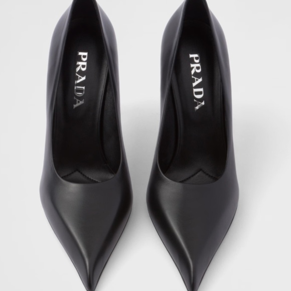 Prada Leather Pumps Contemporary Pointed To Elegant Shoes Heels Size 40.5 - Picture 1 of 11